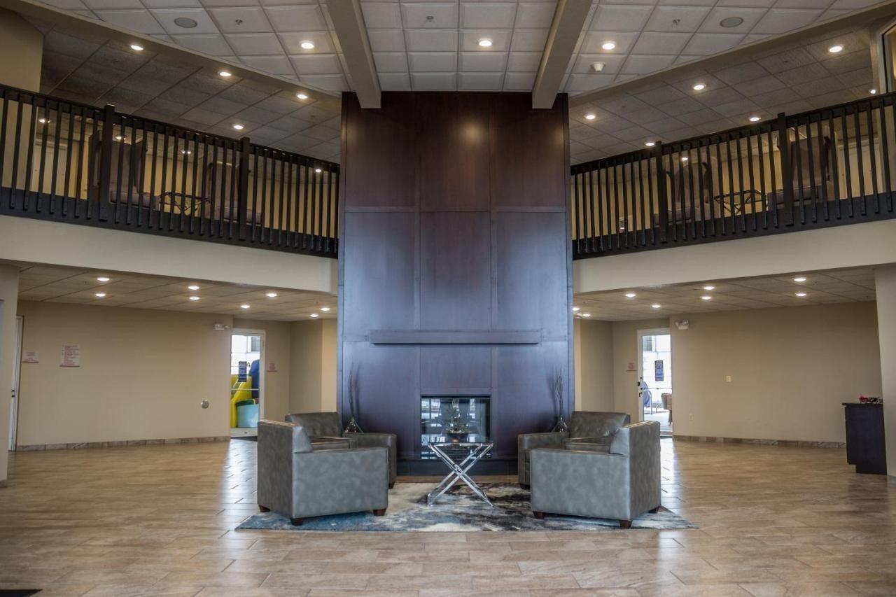 Cobblestone Suites - Oshkosh Ngoại thất bức ảnh